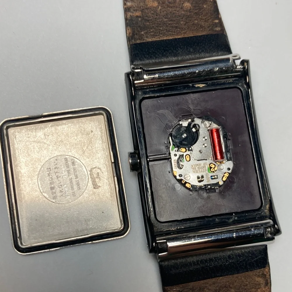 Citizen Eco Drive, parts or restore, untested, black dial, NO BATTERY.